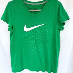 Nike | Vintage Big Swoosh Logo  | T-Shirt | Green | Size M